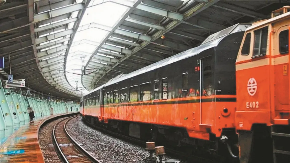 全新觀光列車鳴日號明年上路 藏米其林驚喜