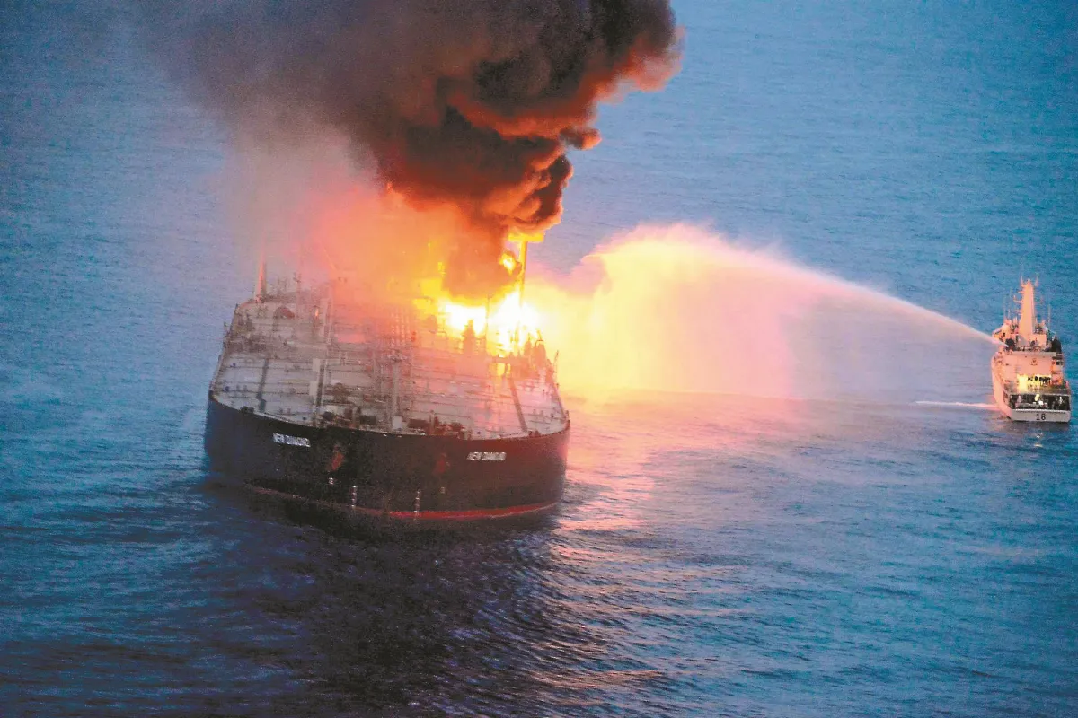 印度油輪失火 1船員恐罹難