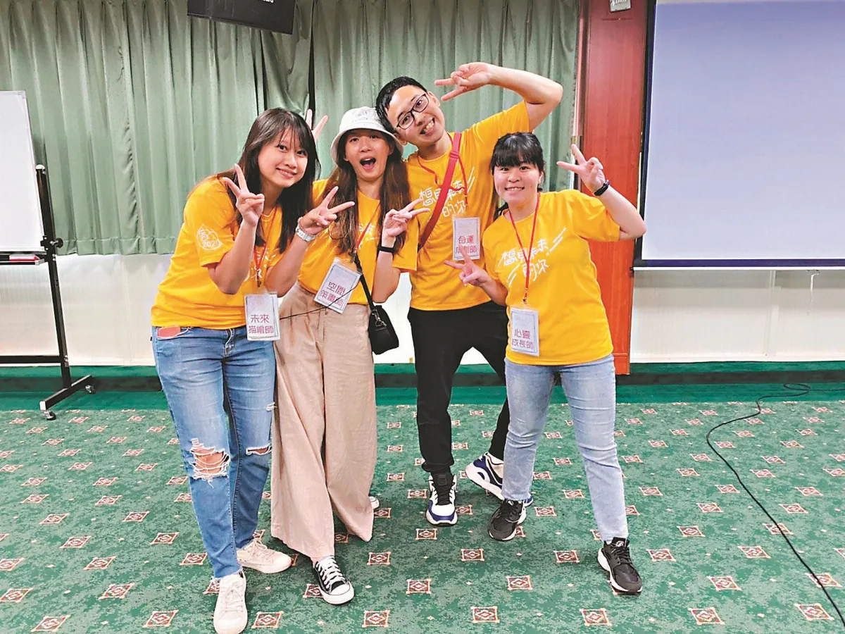 青年發心服務 為弱勢清潔住屋