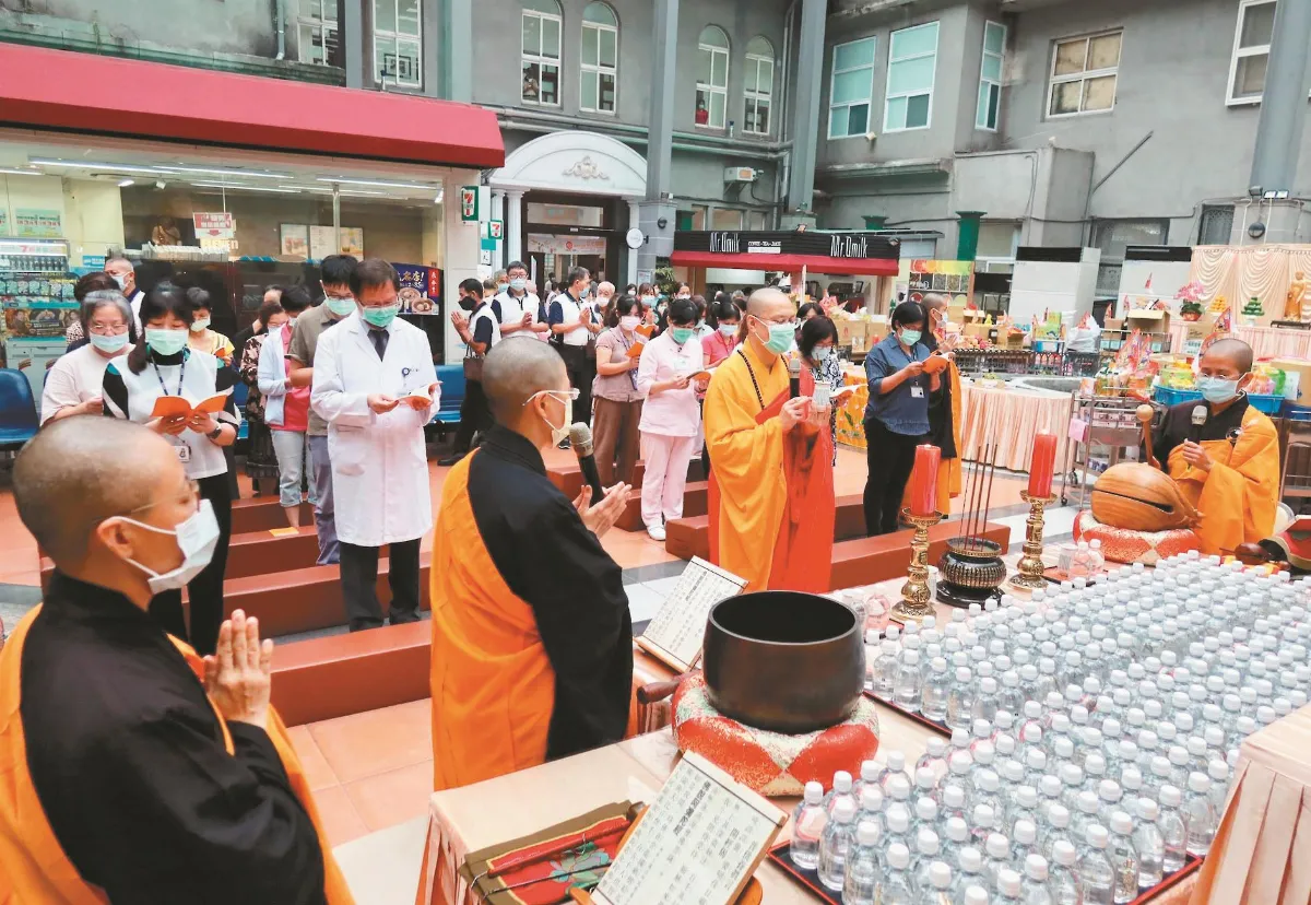 基隆監獄、醫院灑淨 祈福回向