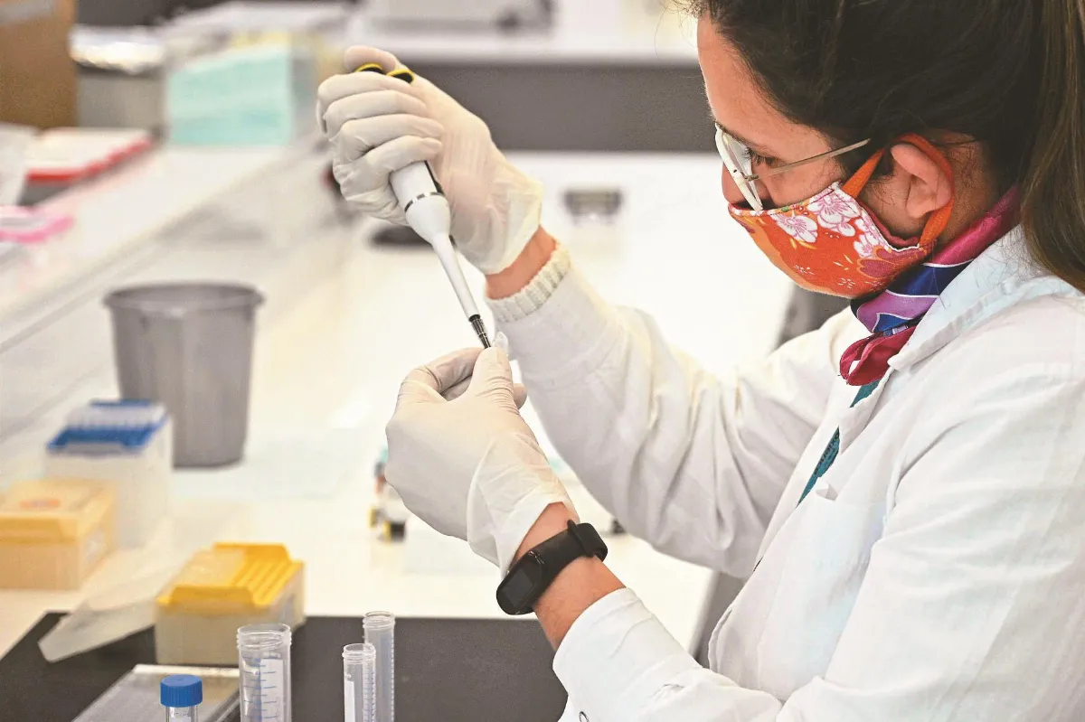 受試者生病 牛津疫苗 實驗喊卡