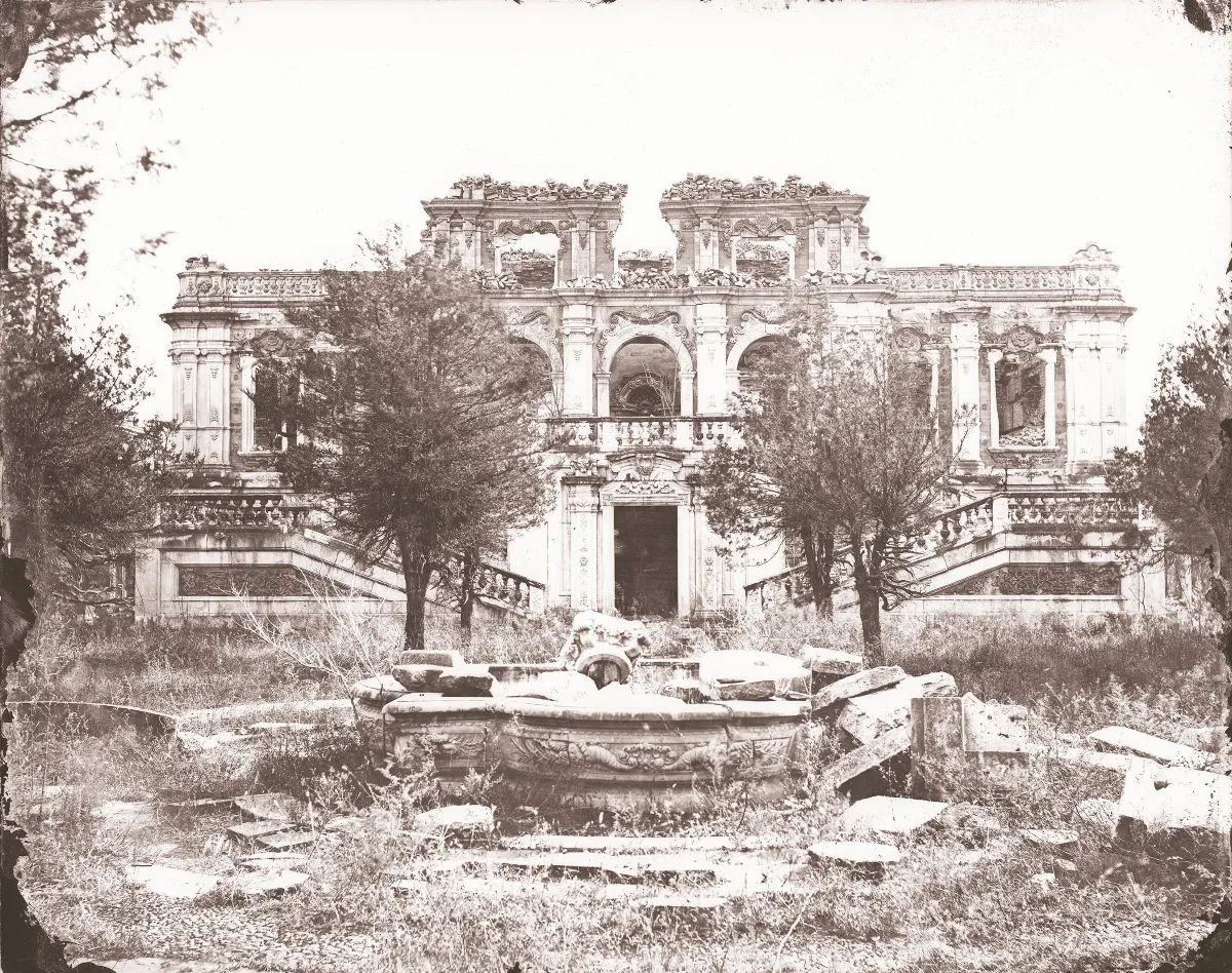 【時光走廊】    世界文明系列：殘園驚夢─最早圓明園影像 (13-5) 諧奇趣主樓北面