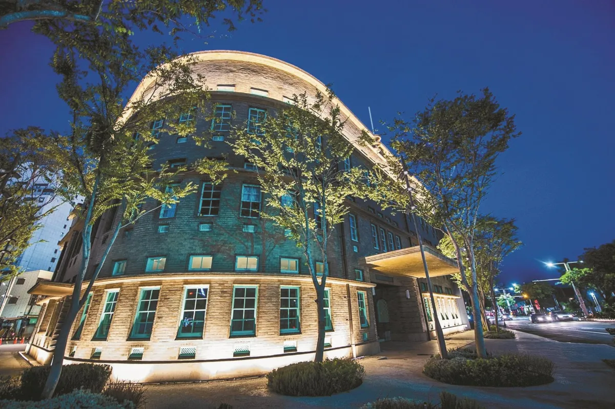 嘉義市立美術館 古蹟新建築交融