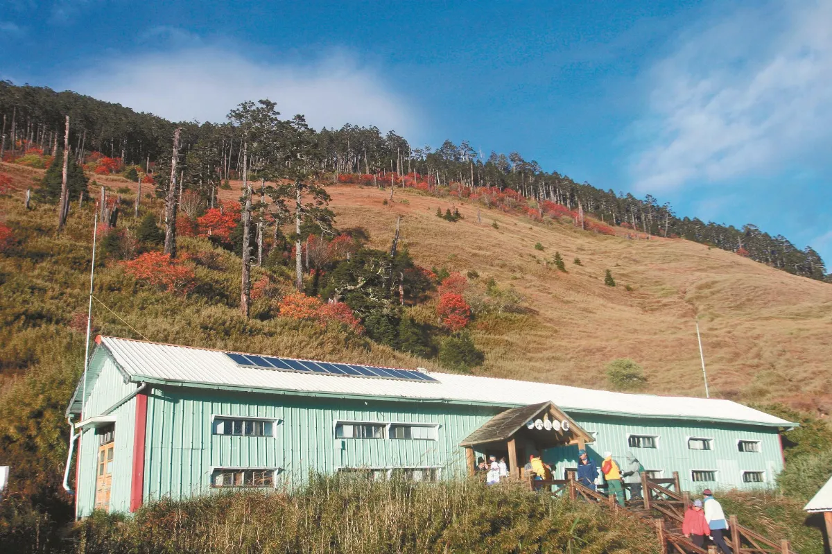 運輸難 2度招標乏人問津 369山莊重建工程  3業者投標