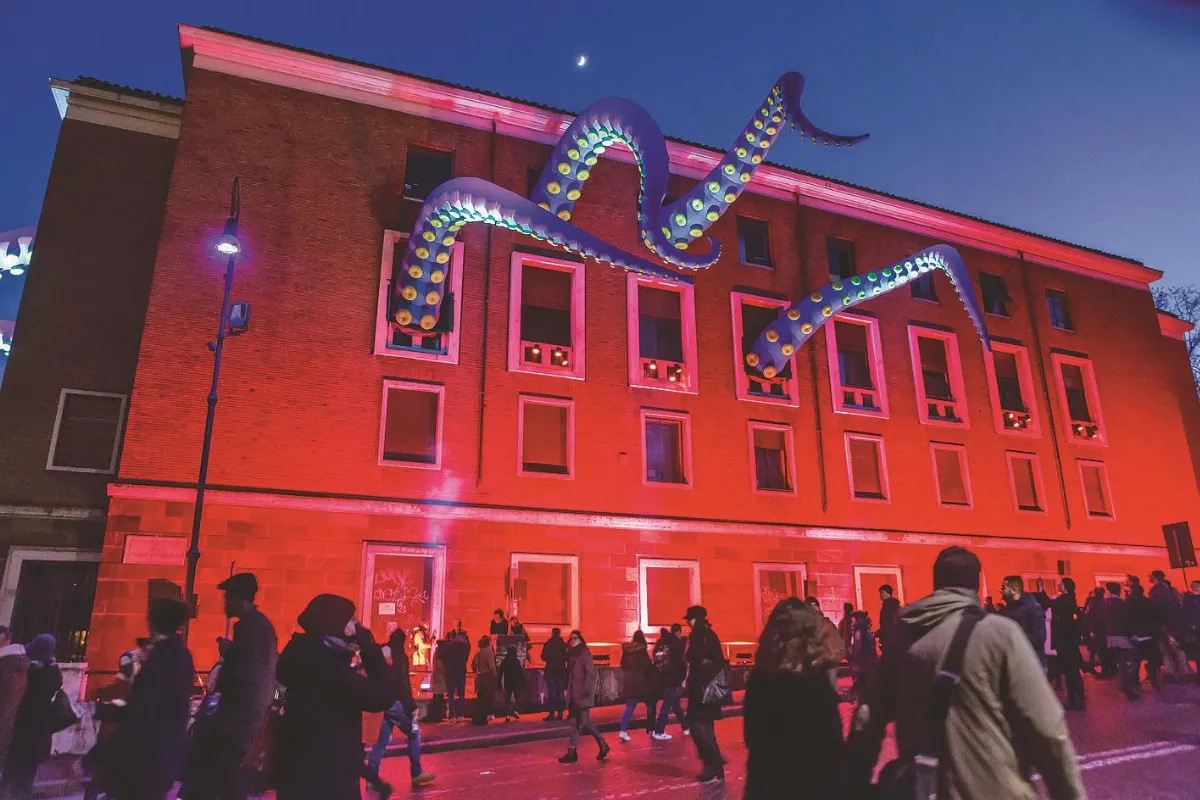 快閃12小時白晝之夜 共享一晚