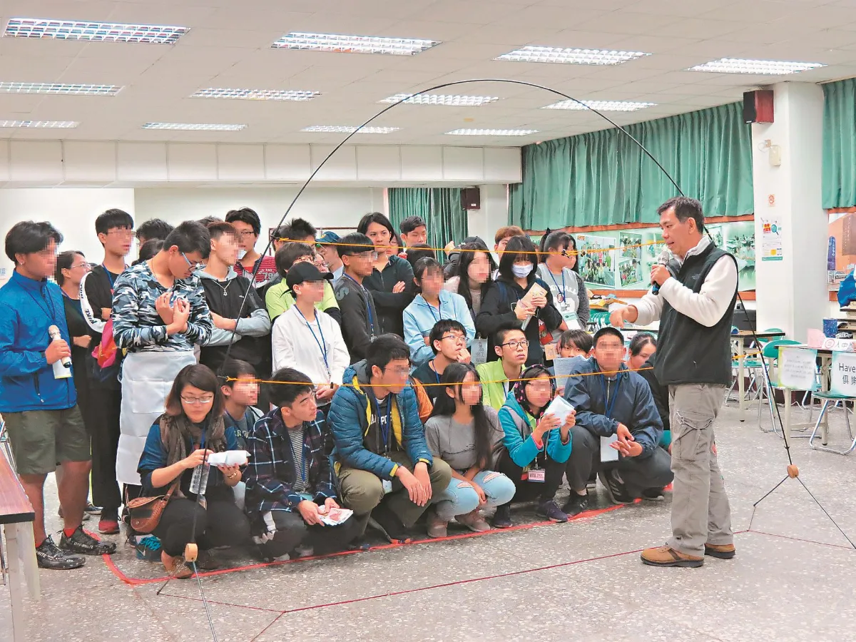 網路共學 社工關懷不斷電