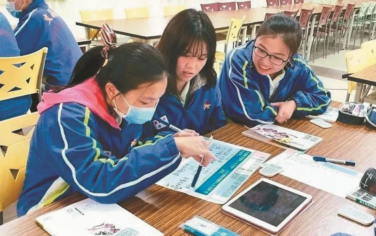 高中生提案 廢除學習歷程檔案