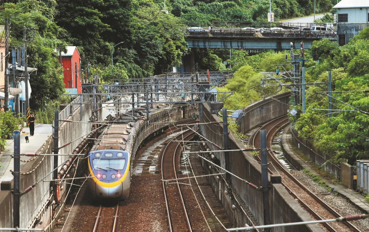 基隆輕軌 升級捷運