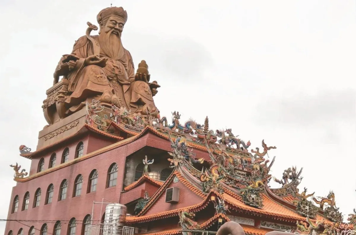 20公尺銅雕土地公 蘭陽地標