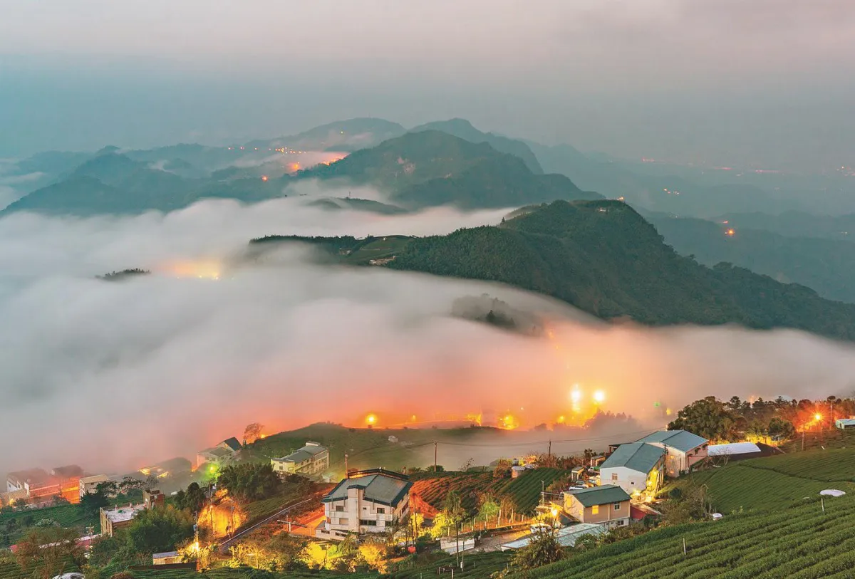 阿里山晨曦琉璃光&ensp;雲瀑美景
