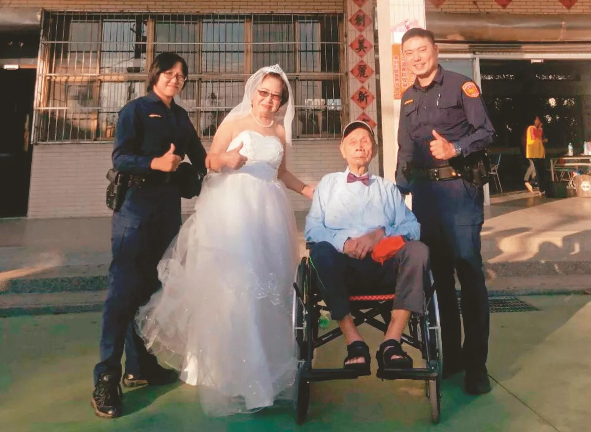 暖警相助 銀髮夫妻圓婚紗夢