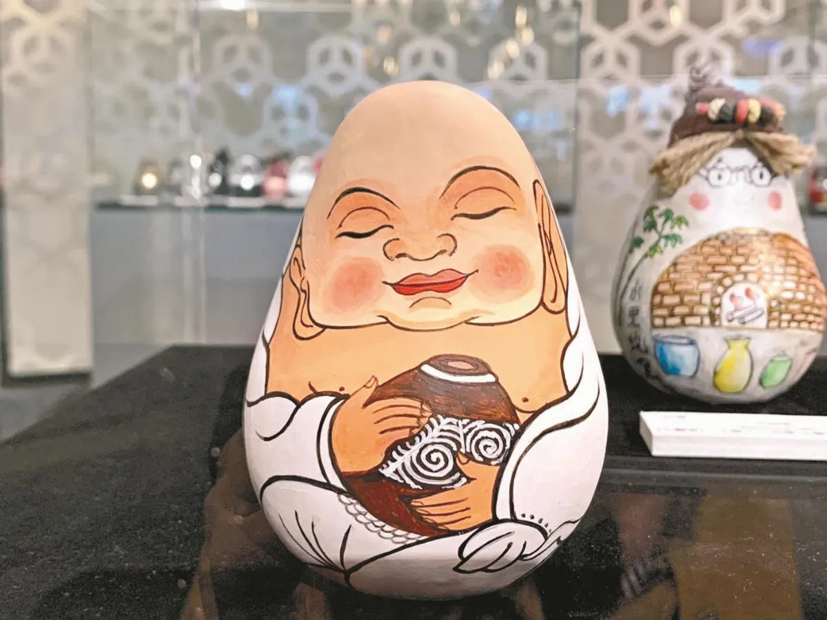 不倒翁小法師  百折不撓