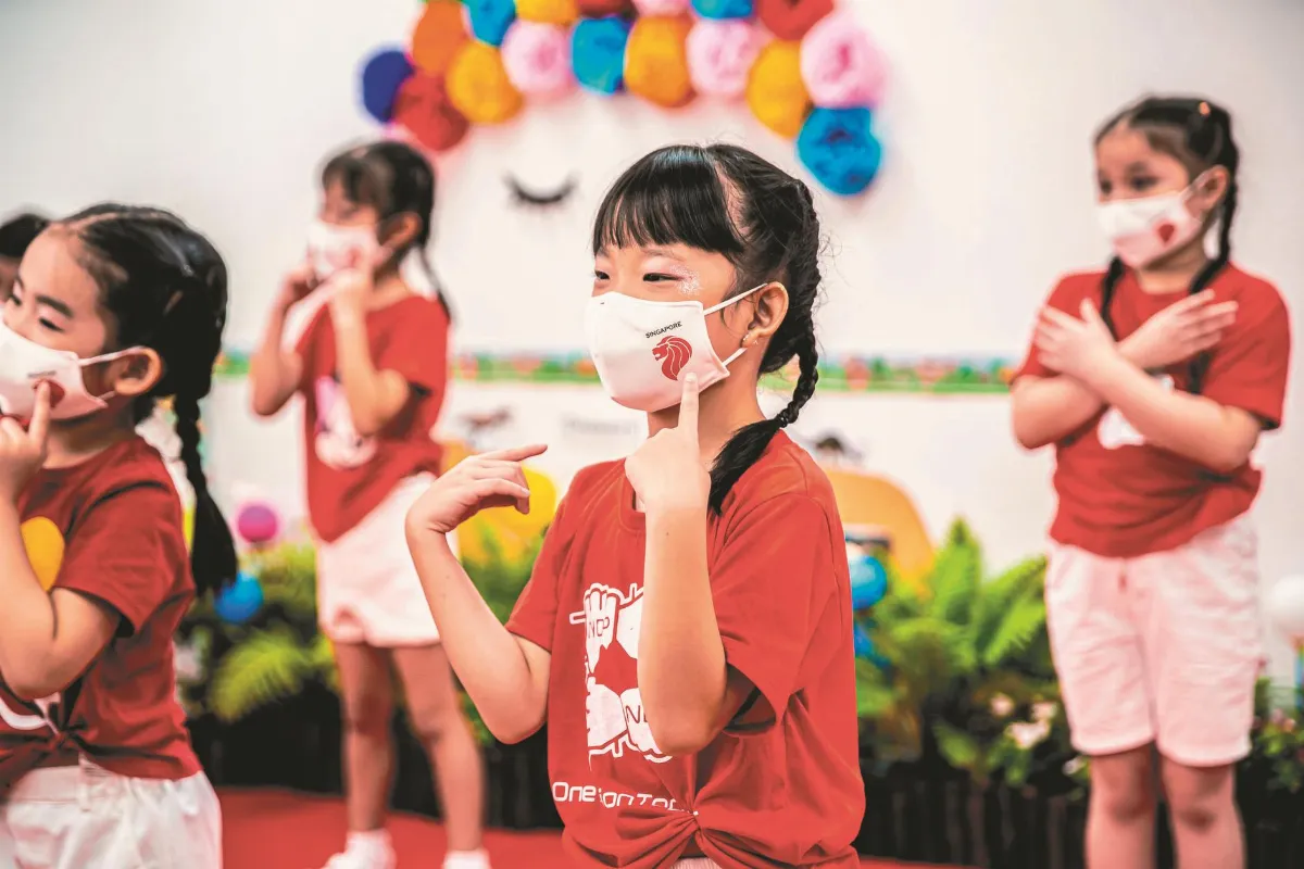 慈愛三好學校 雲端畢典獻祝福