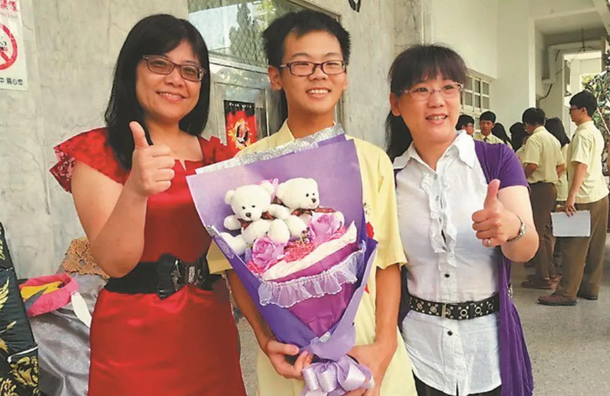 單親媽陪骨癌兒 游出不平凡人生