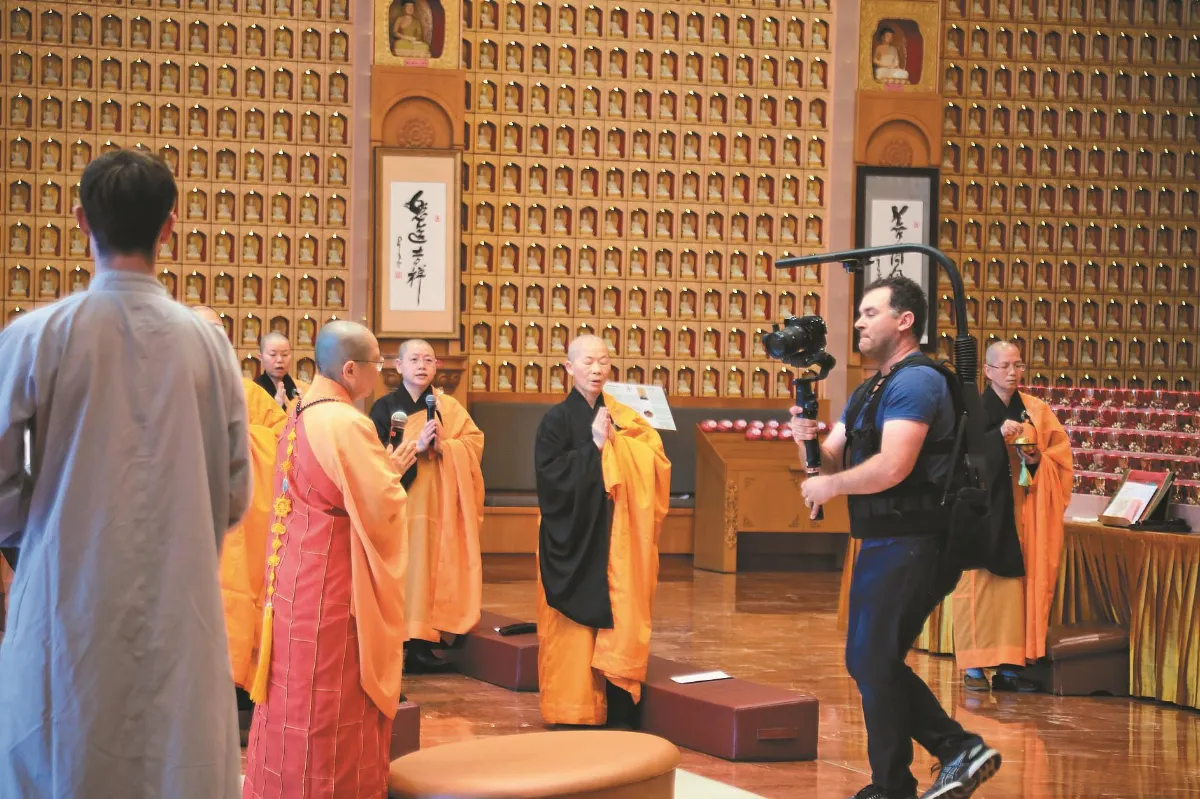 電視台訪南天寺 記錄佛門一日
