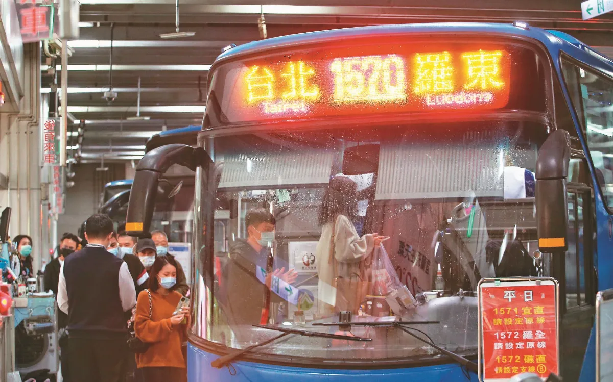 北花線客運 班班客滿