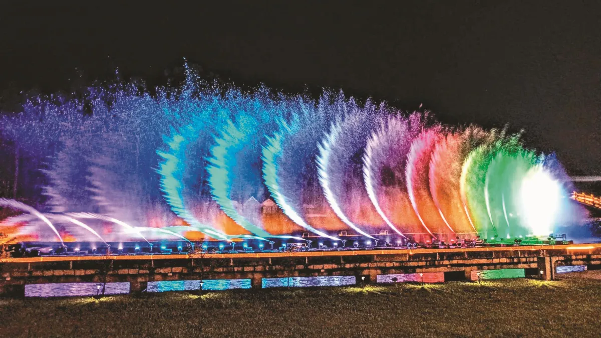 光雕水舞 慈湖夜夜美麗