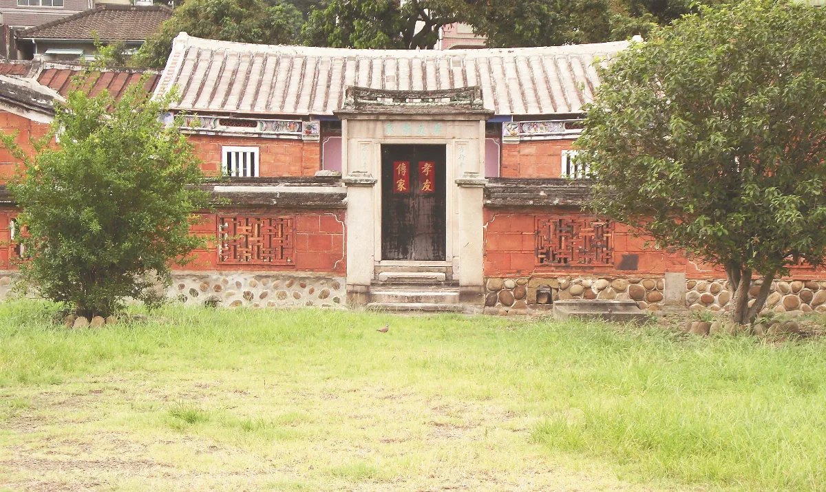走過歷史 台灣島上的女人樹—杜潘芳格