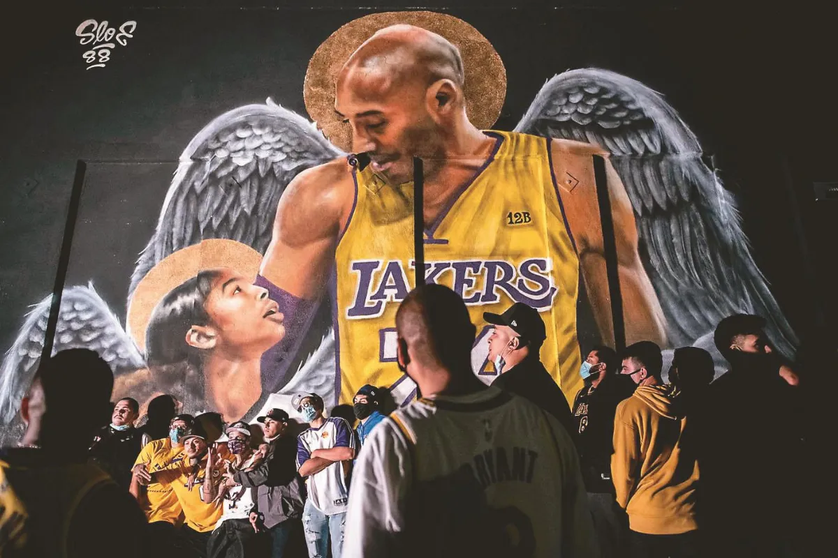 Kobe驟逝全球粉絲不捨 告別2020年