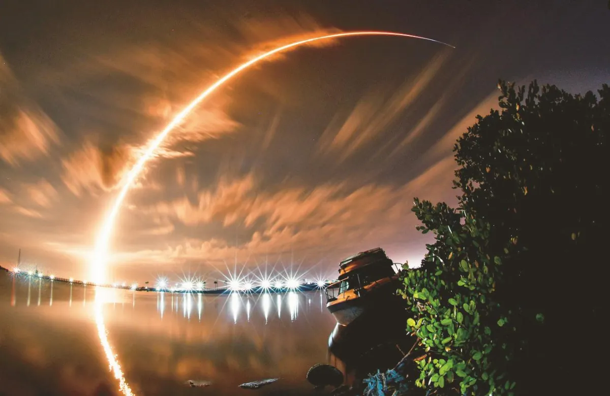 SpaceX 獵鷹9號 升空