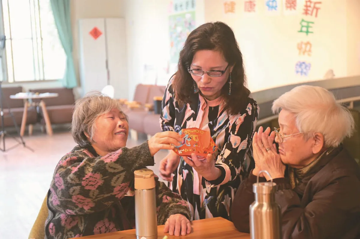照護失智者13年 看見愛不曾被忘