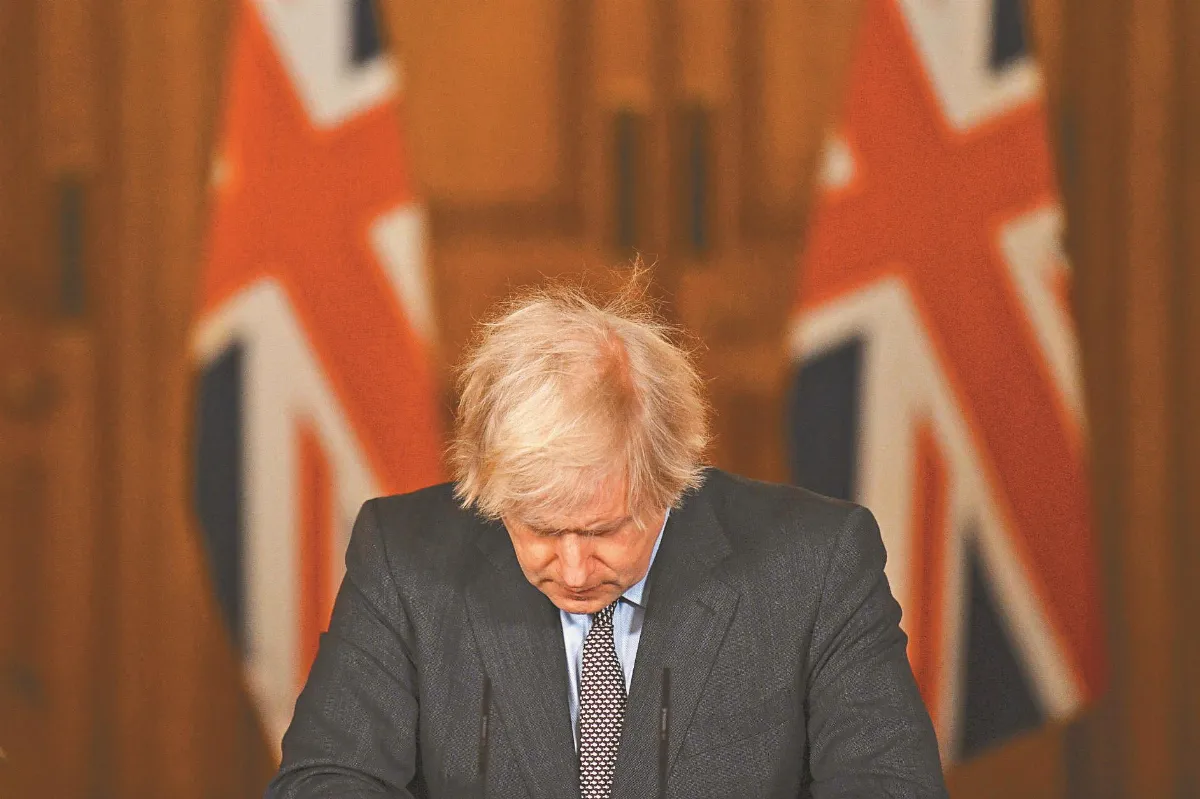 英疫歿逾10萬人 首相強森：負全責