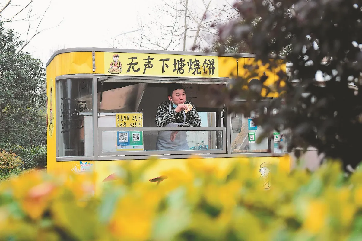 無聲燒餅餐車 滿載父母愛