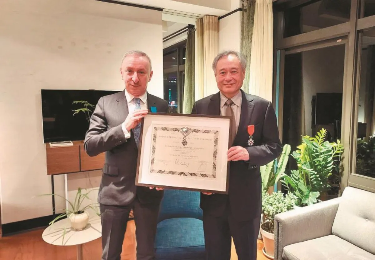 台灣之光 李安獲法國頒騎士勳章