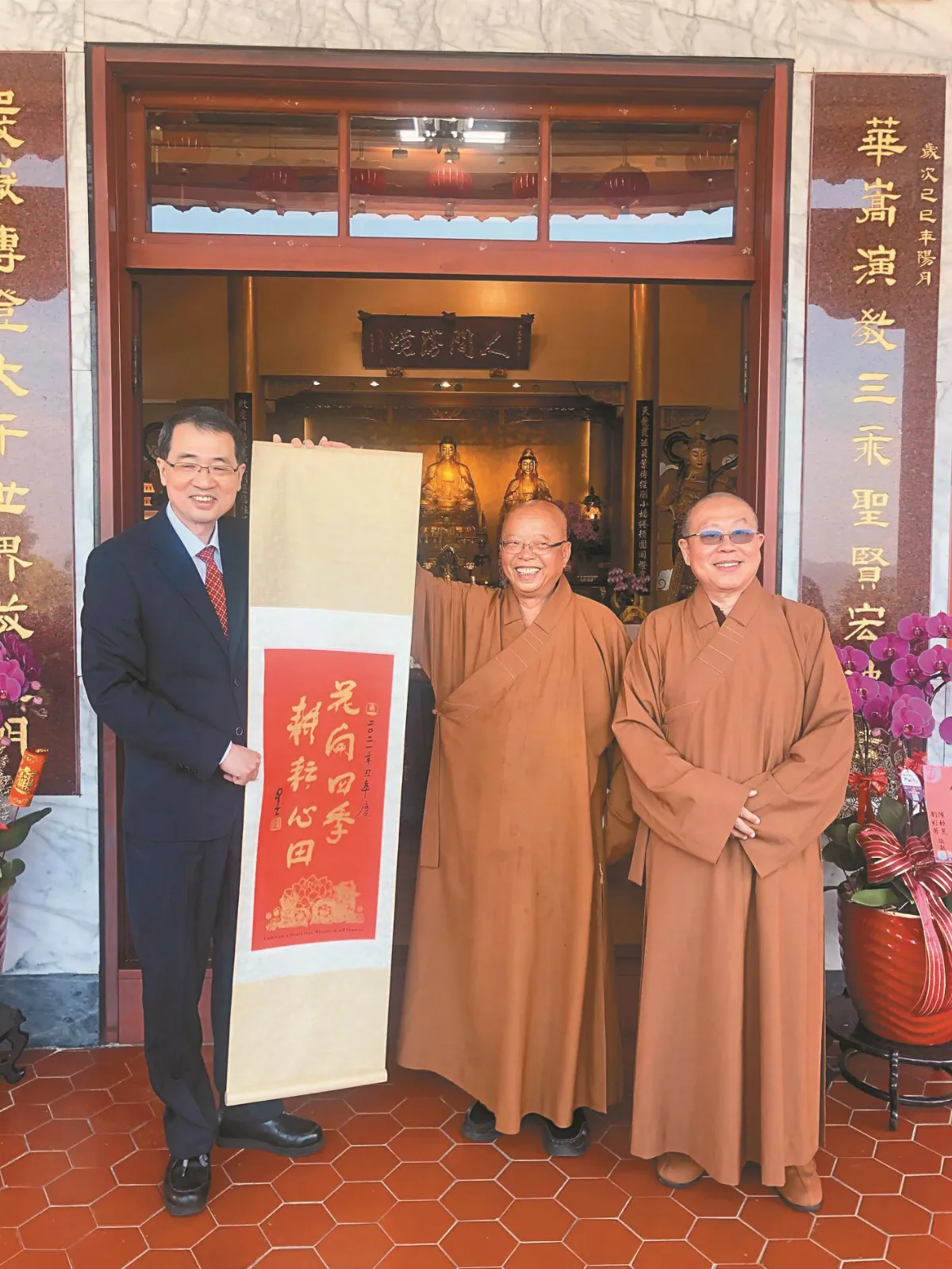 暨大校長 盼接引學子親近佛法