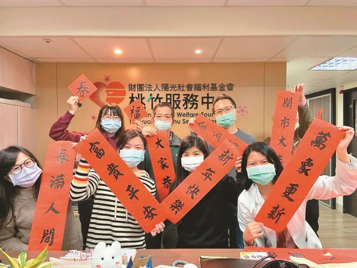 走過2次口癌創傷 書法寫出陽光新生