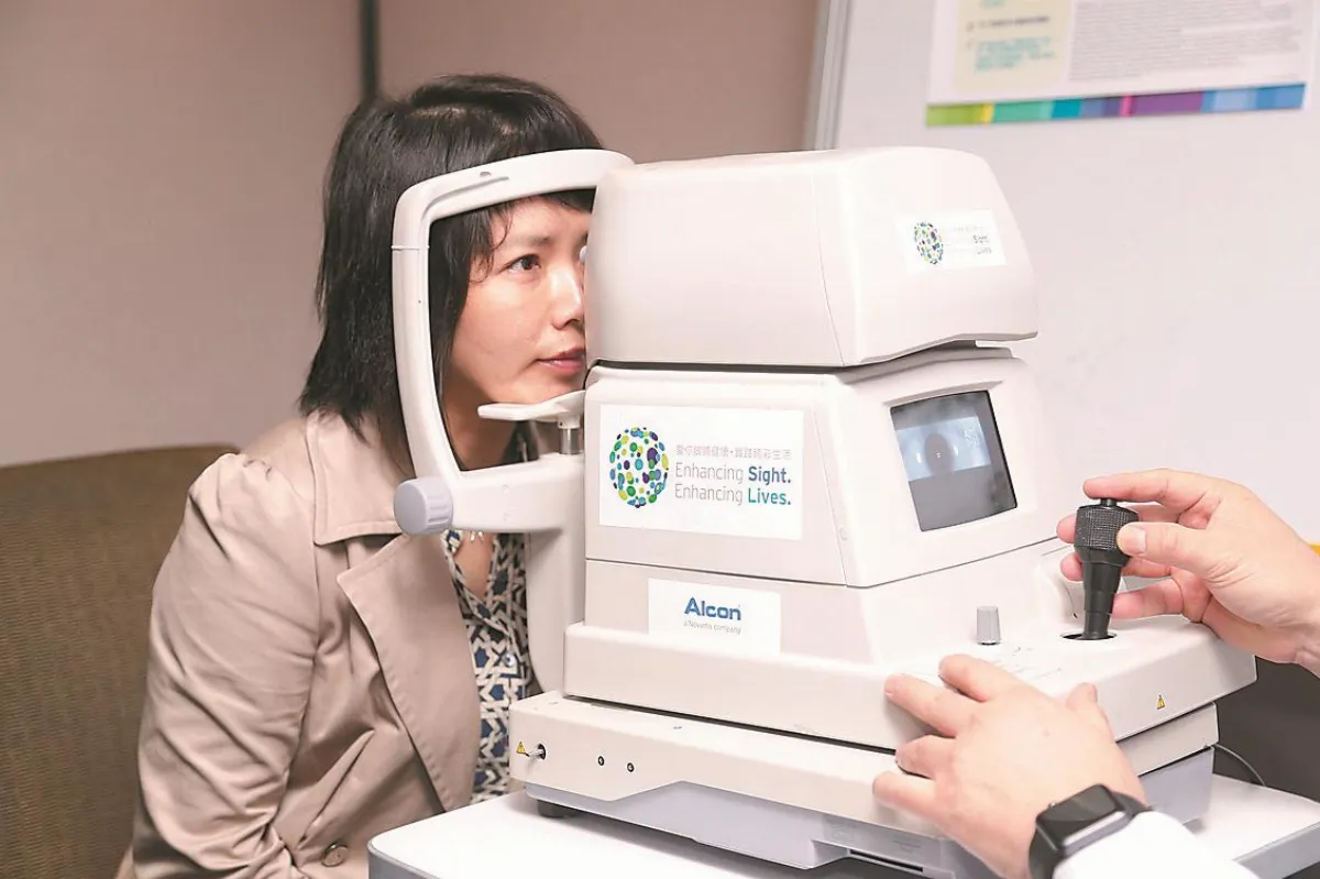頭痛、眼花、想吐 當心急性青光眼