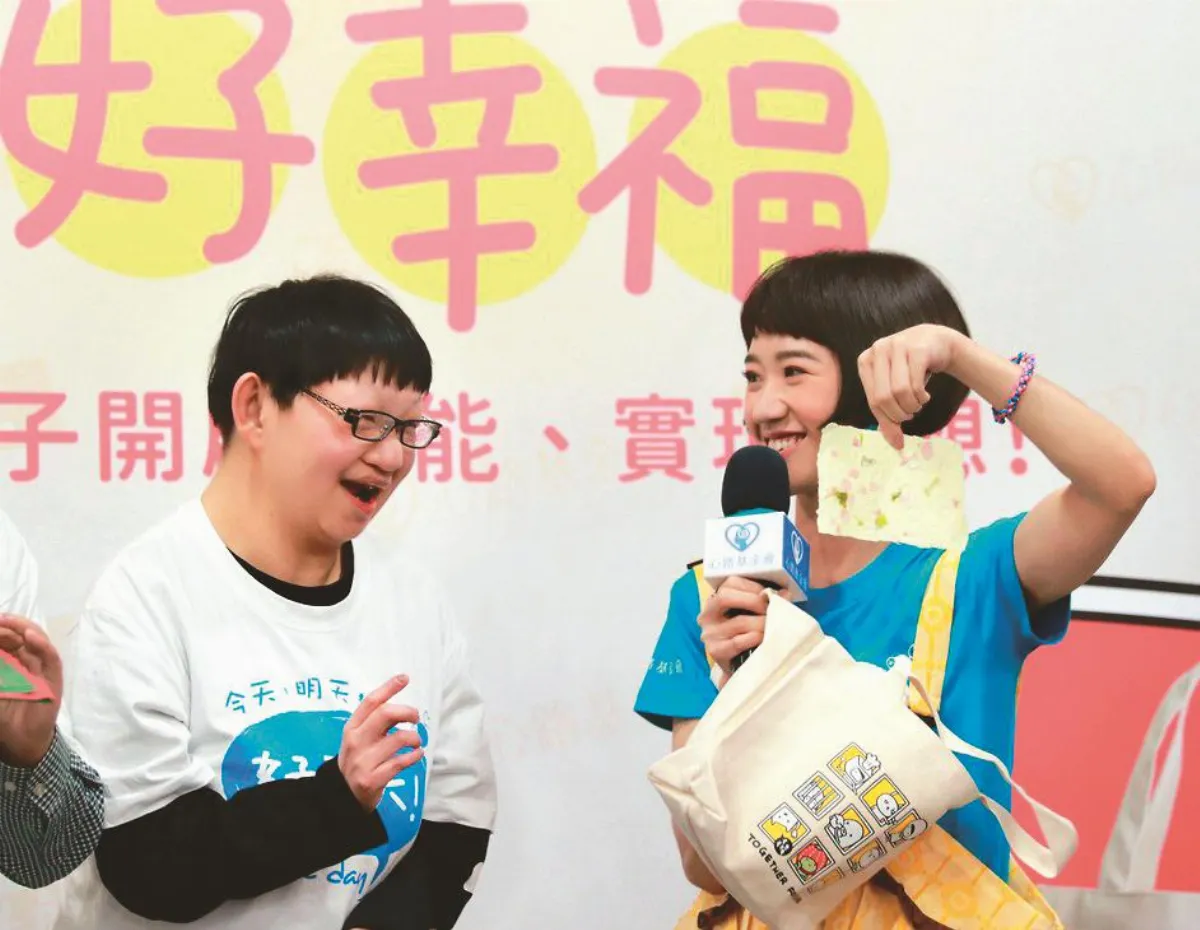 Lulu挺義賣  心路關懷不中斷