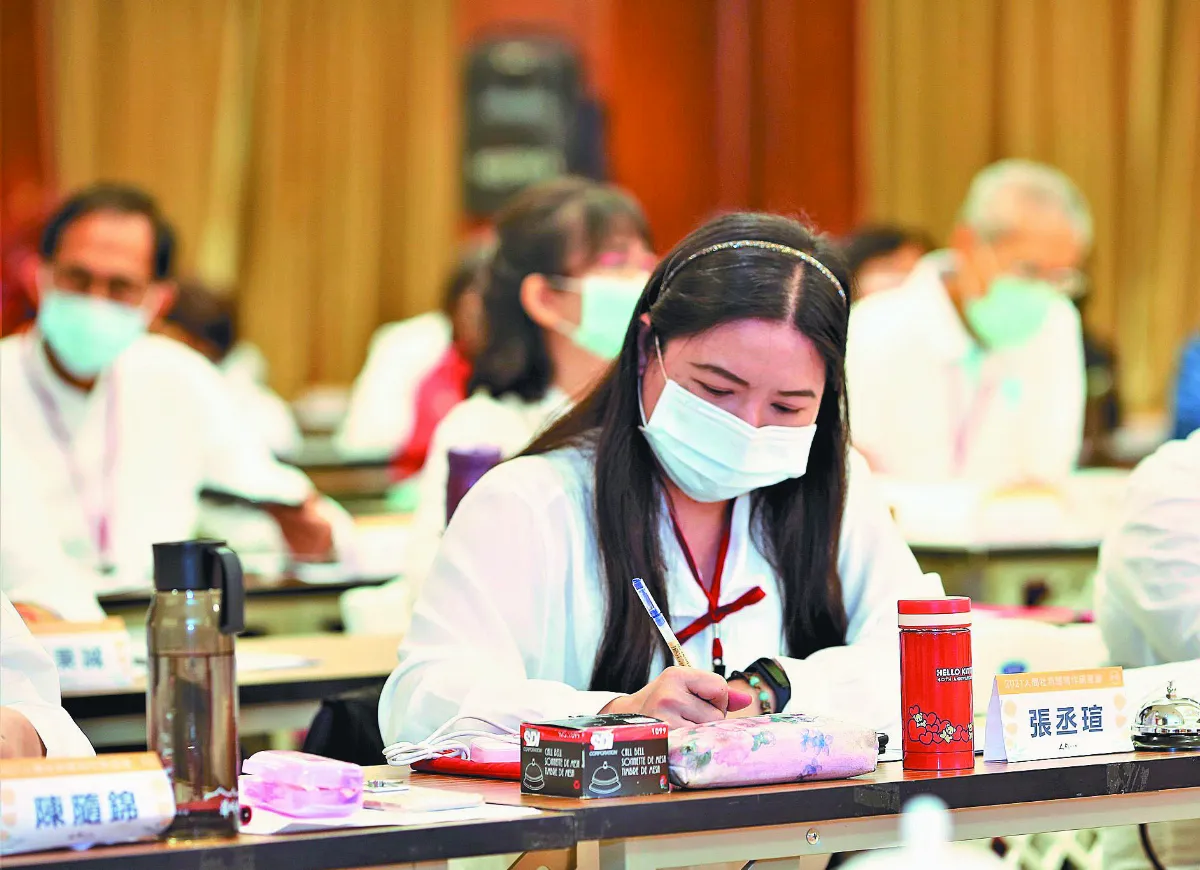 人間社新聞研習 培育筆耕人才