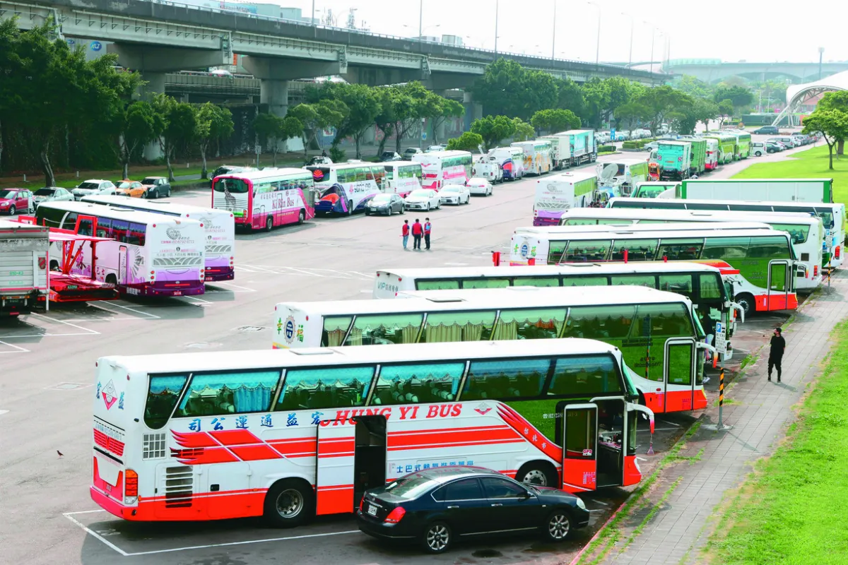 遊覽車+3國道客運 擴大召回1189輛