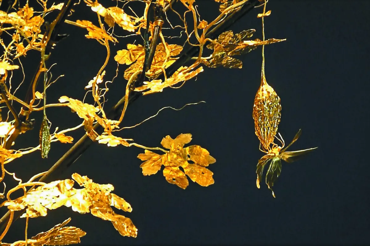 瓜瓞綿綿金雕細琢