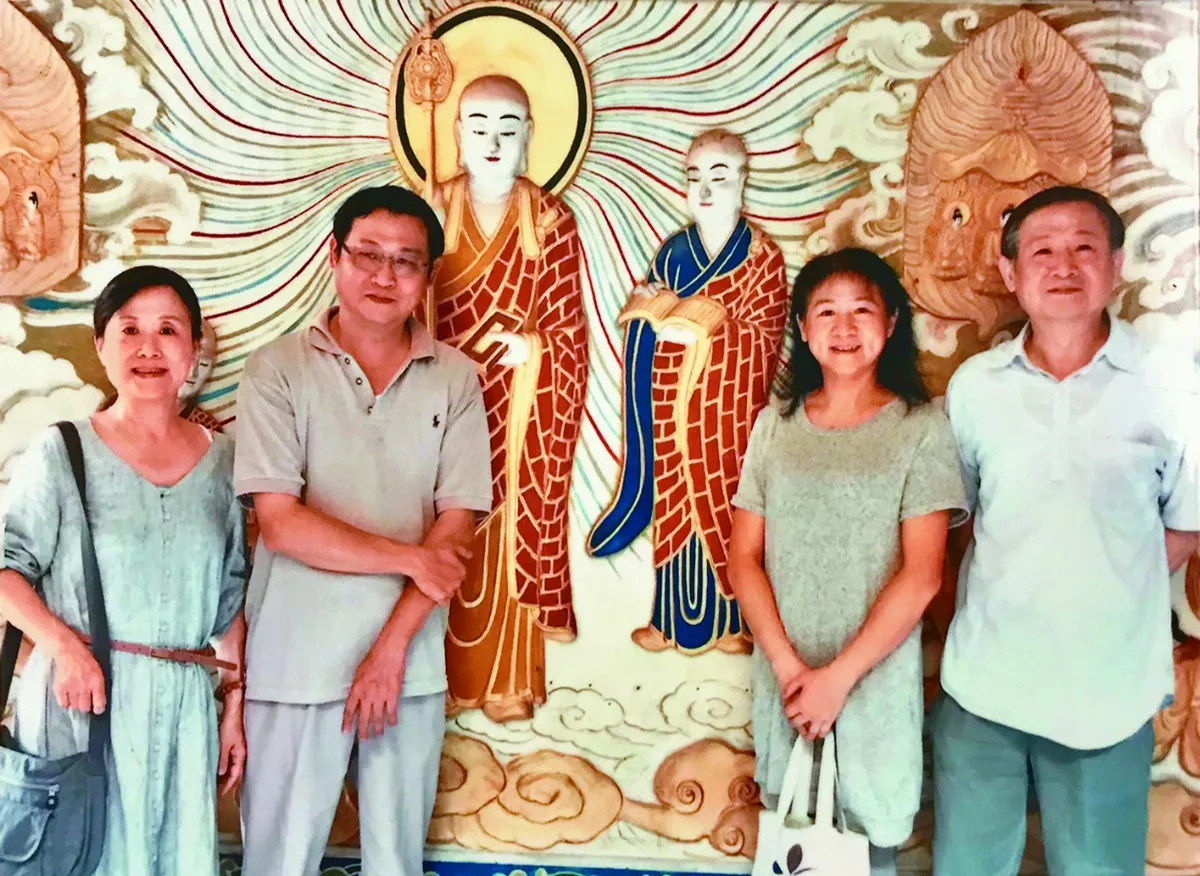 莊秋鈴全家入佛門 行善勤修行