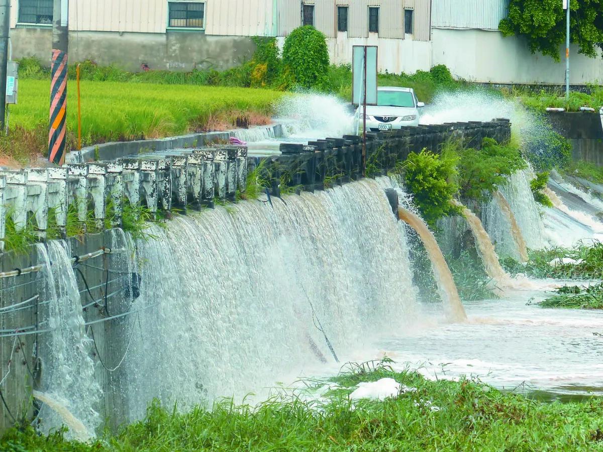 梅雨發威 全台水庫 進帳1893萬噸