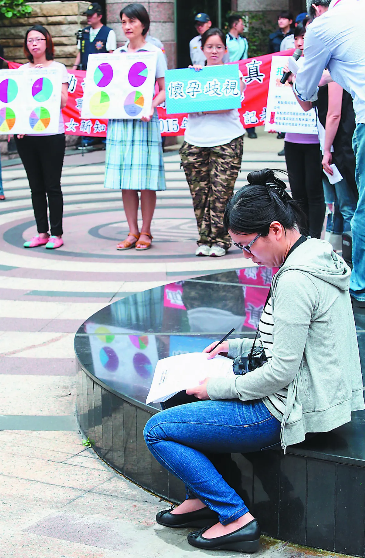 疫情衝擊 低薪易被取代