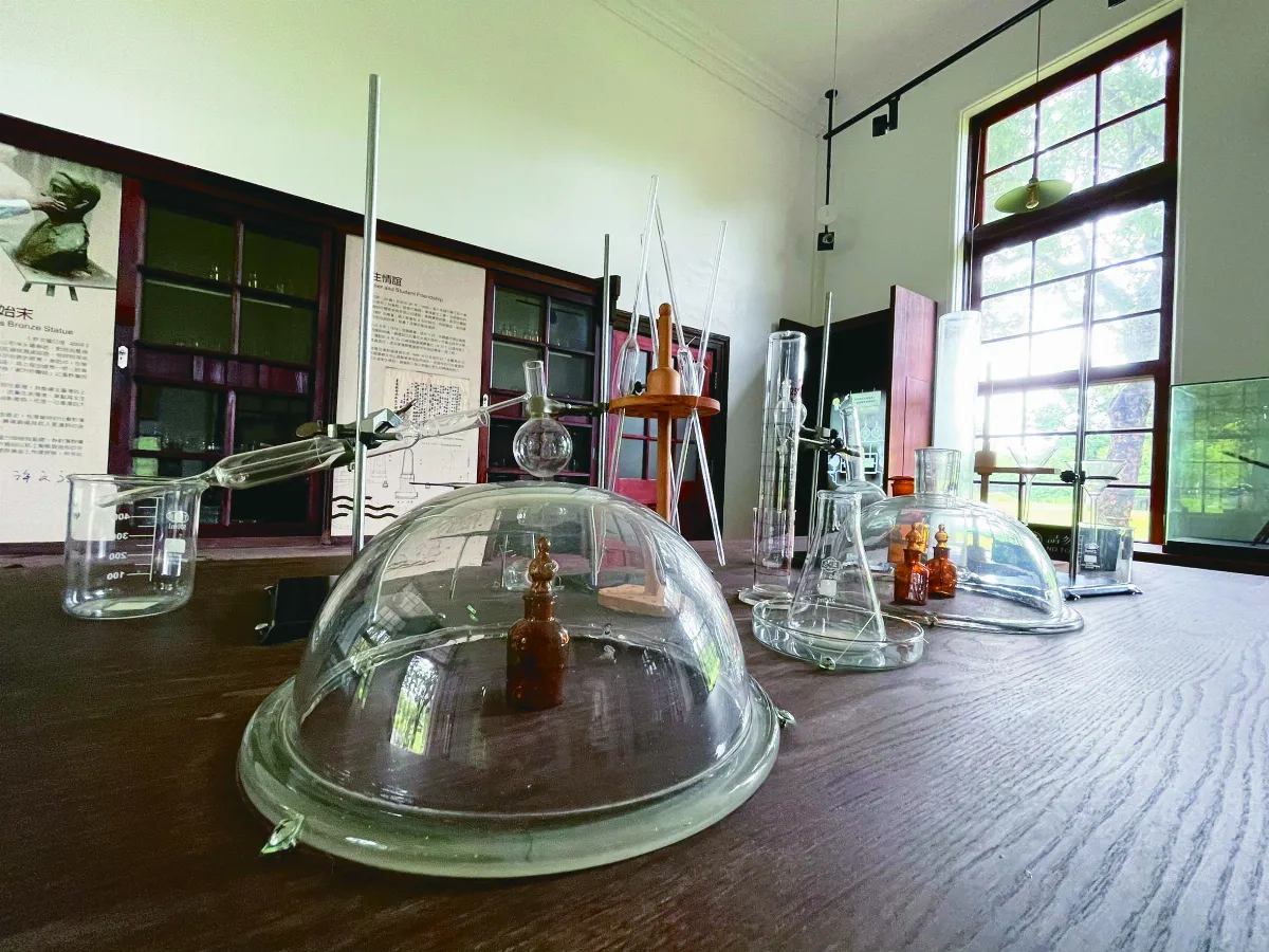 細菌試驗室 為飲用水把關