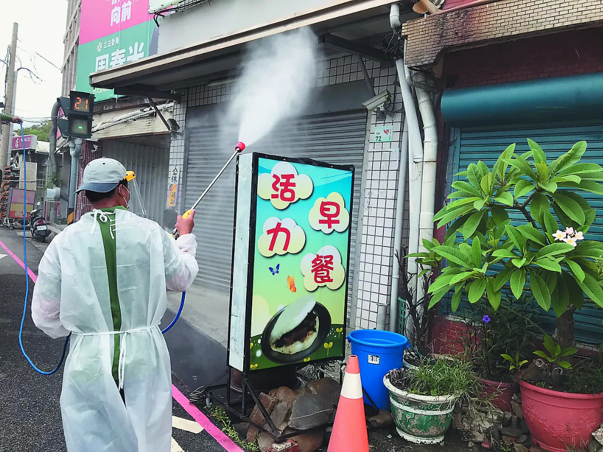 屏東染疫鄰居基因定序  最快今出爐