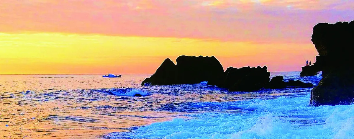 詩 故鄉海