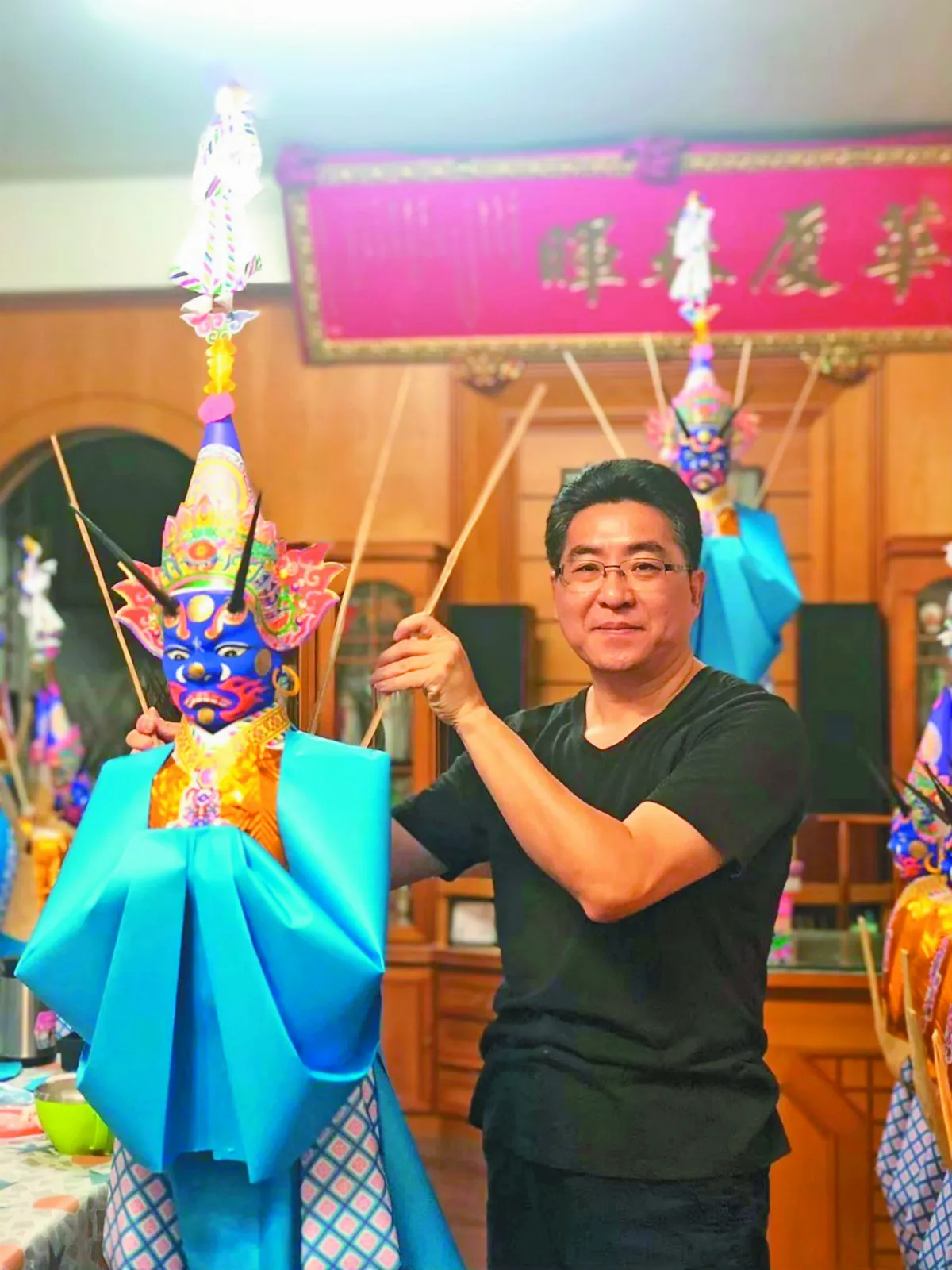 吳文進紙糊神佛 融入藝術美學