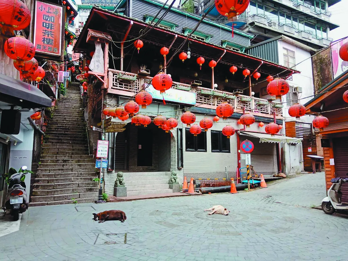 微解封首周末 夜市復業攤商：自己賺最實在