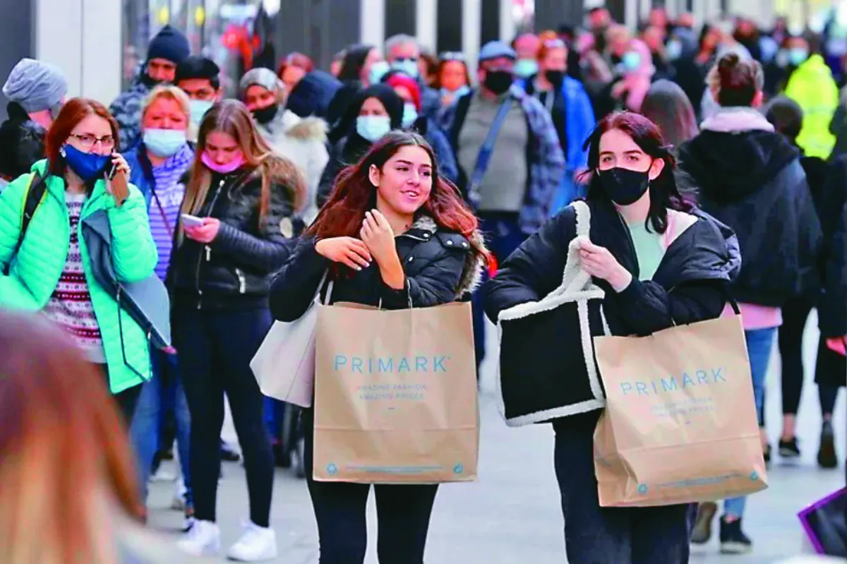 星球大小事 英國 家庭儲蓄多9.6兆元  疫情肆虐期領先各國