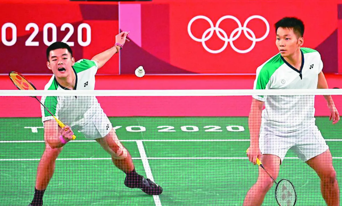 中華選手揮拍出拳 闖進8強