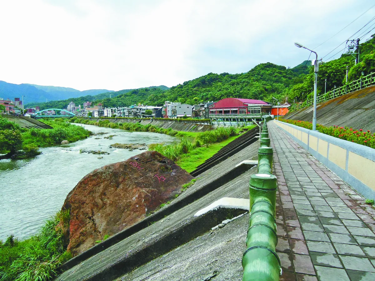 【走過歷史】淡蘭古道上的竪石與白蘭