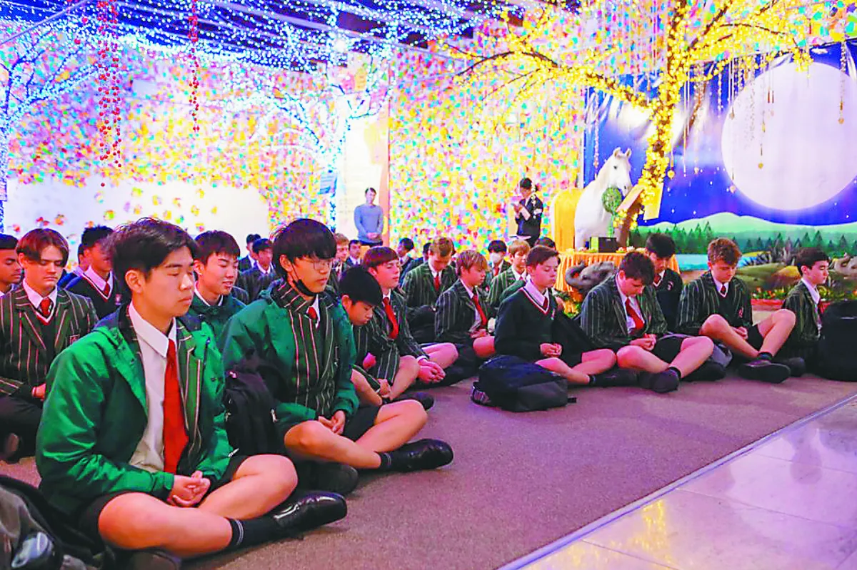 領悟三好四給 西湖男子中學 訪北島佛光山