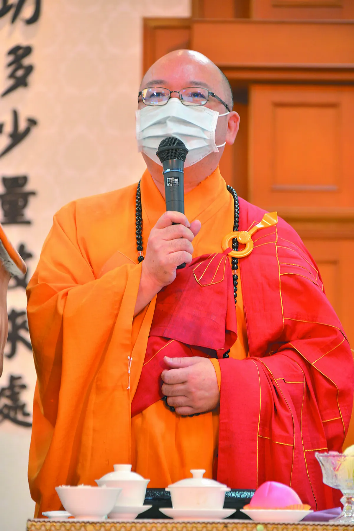 佛光山供僧 道情法愛精進辦道
