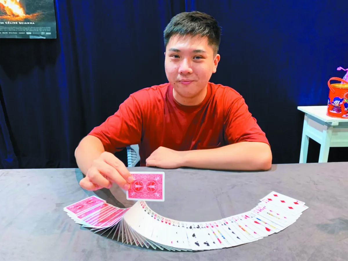 結合劇場 林陸傑用魔術說故事