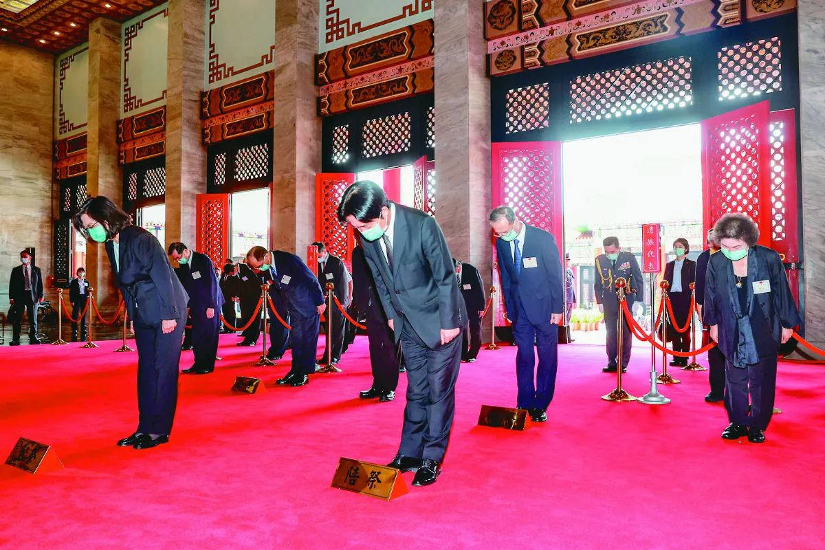 秋祭 總統：向國軍致敬